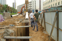 佛山市南海區(qū)里水里廣路污水管道排污工程